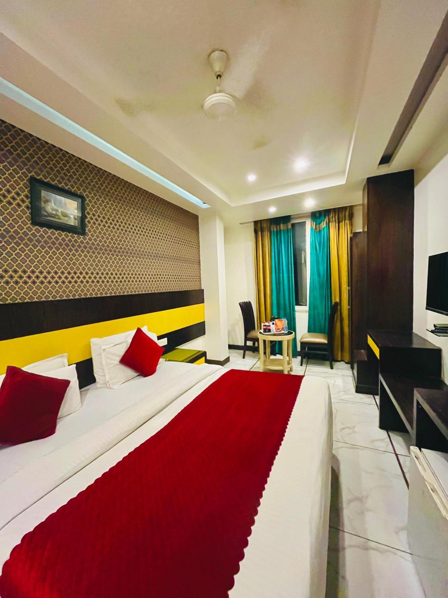 Frankstay -Le Unit By Worth New Delhi Ngoại thất bức ảnh