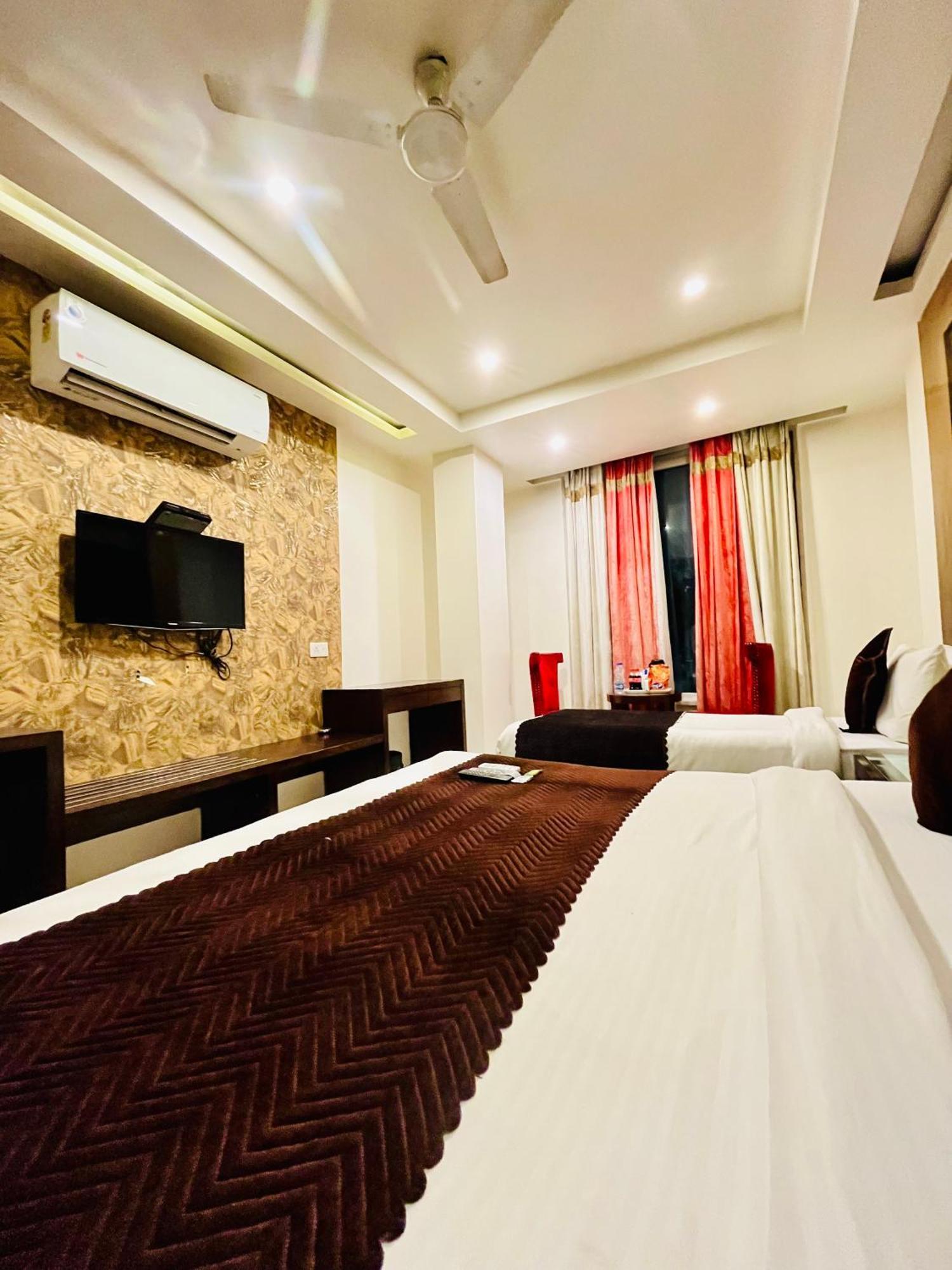 Frankstay -Le Unit By Worth New Delhi Ngoại thất bức ảnh